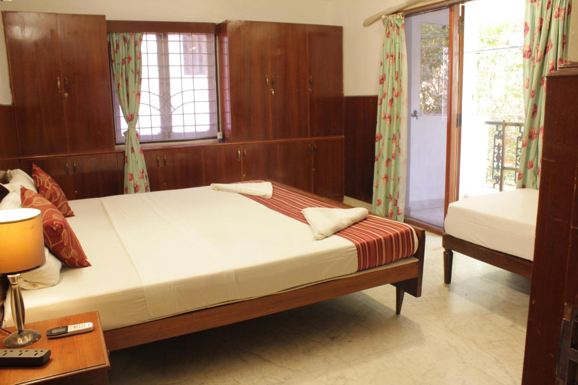 Bed and Breakfast Happy Planet Chennai Exterior foto