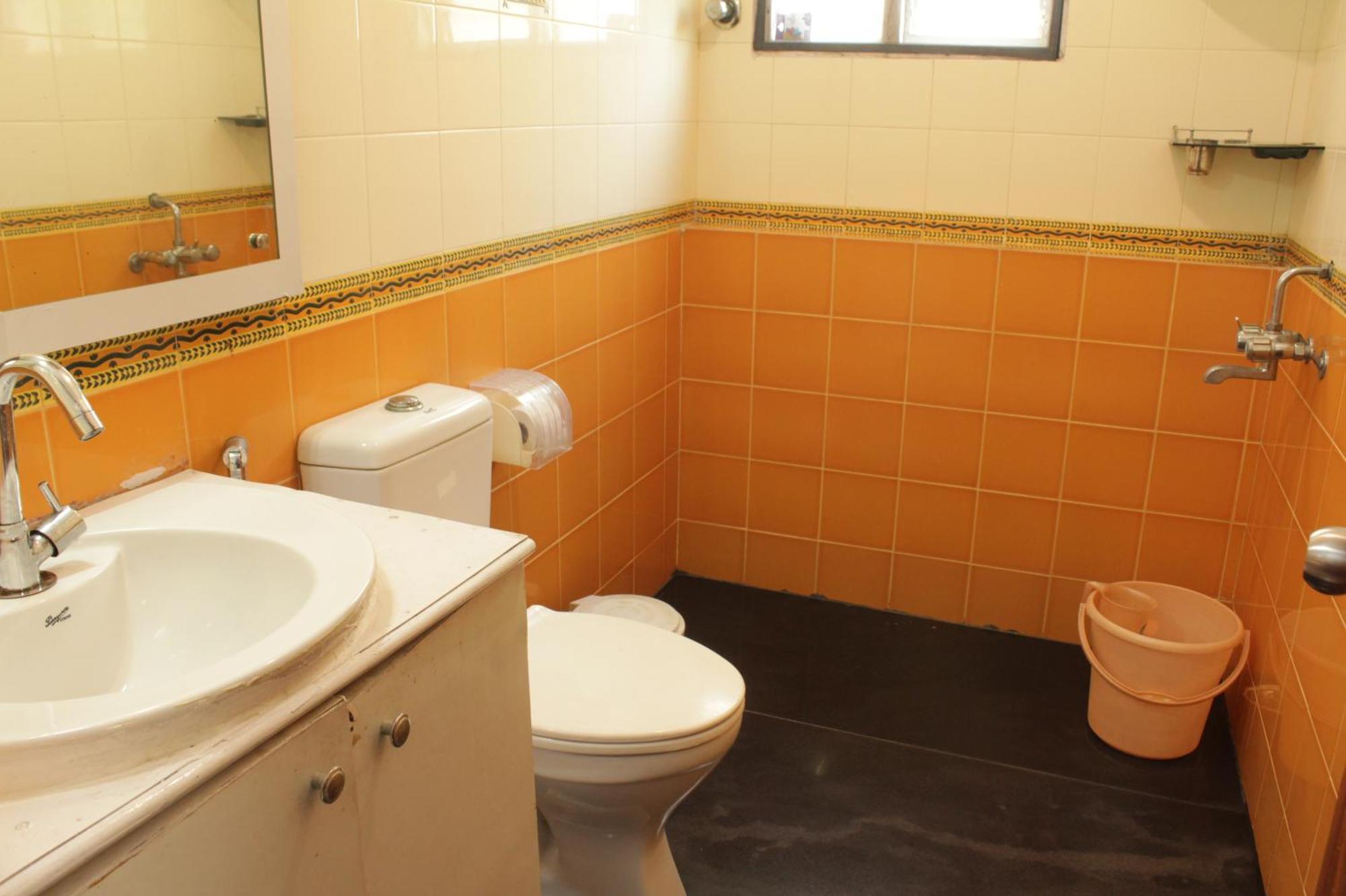 Bed and Breakfast Happy Planet Chennai Exterior foto